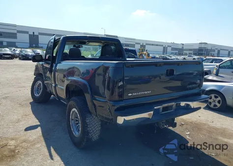 2005 Chevrolet Silverado 1500 Z71 z USA, uszkodzony, nr VIN 1GCEK14Z35Z293863